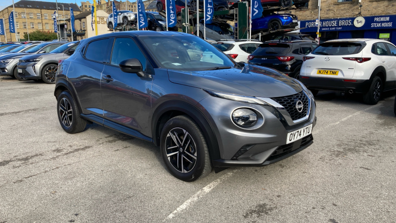 Nissan Juke 1.0 DiG-T N-Connecta 5dr DCT Petrol Hatchback